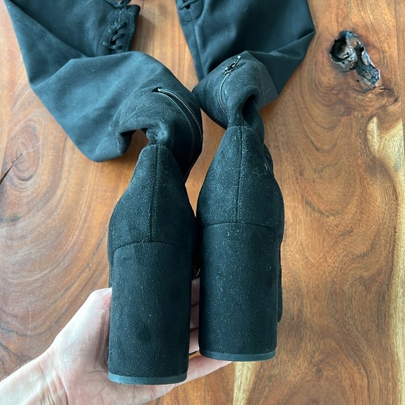 Over the knee Suede Boots - Picture 5 of 9